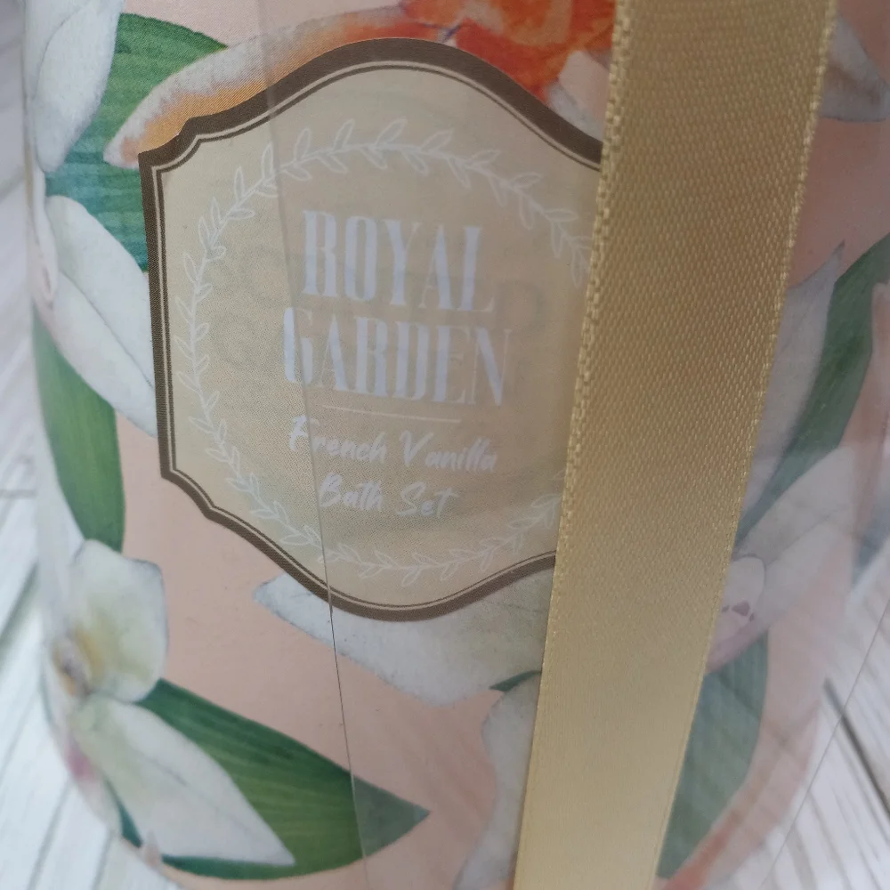 Royal Garden French Vanilla Bath Set